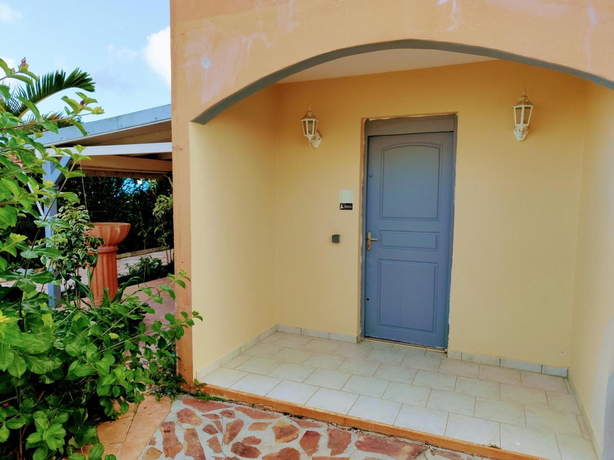 Le Nil Appartement Cosy Tout Confort Baie-Mahault Exterior photo