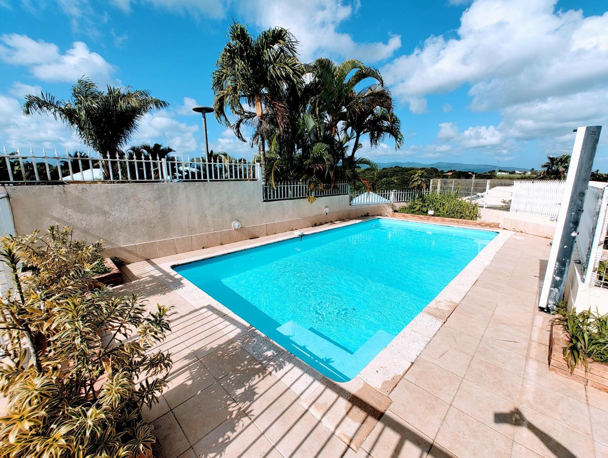 Le Nil Appartement Cosy Tout Confort Baie-Mahault Exterior photo